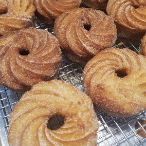 Lo-Ca Churro Donut Little Lo-Ca (Calories 165, Net Carbs 1)