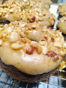 PCP Donut Little Lo-Ca (Peanut Butter, Caramel, Peanuts) (Cal 482, Net Carbs 2.75)