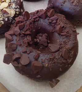 Double Chocolate Donut (Cal 400, Net Carbs 3)